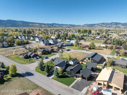 $1,250,000 | 159 Alpine Trail, Victor, ID 83455