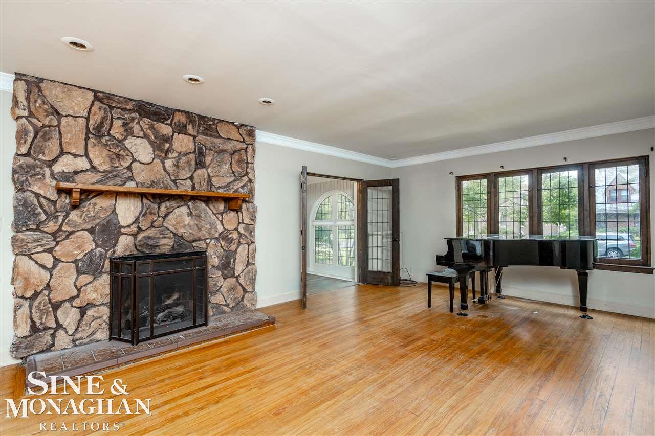 816 Bedford Road Grosse Pointe Park, MI 48230 - Photo 14 of 37
