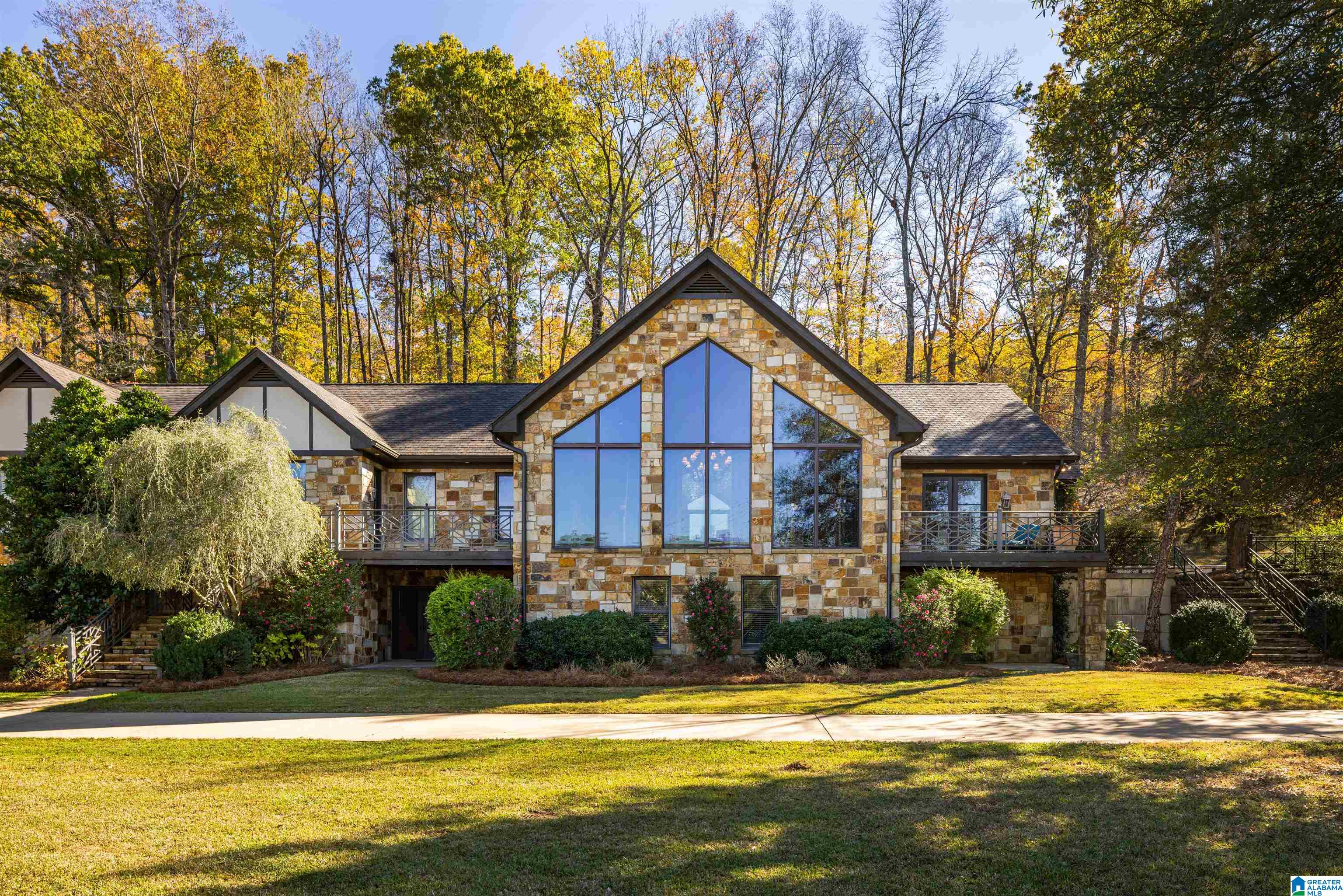 405 Indian Trail Road Pelham, AL 35124 - Photo 3 of 99