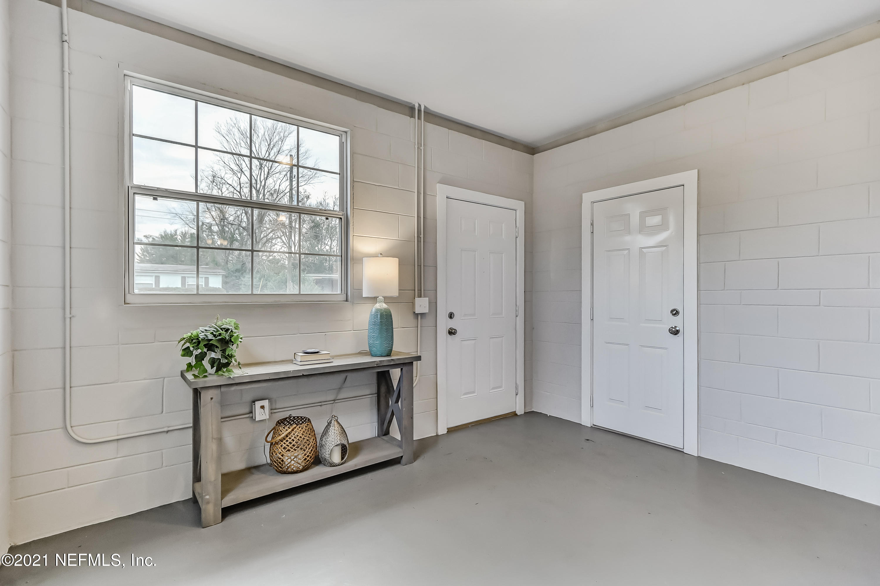 6543 Aires Road Jacksonville, FL 32244 - Photo 4 of 32 Rave Home Staging Jacksonville (1)