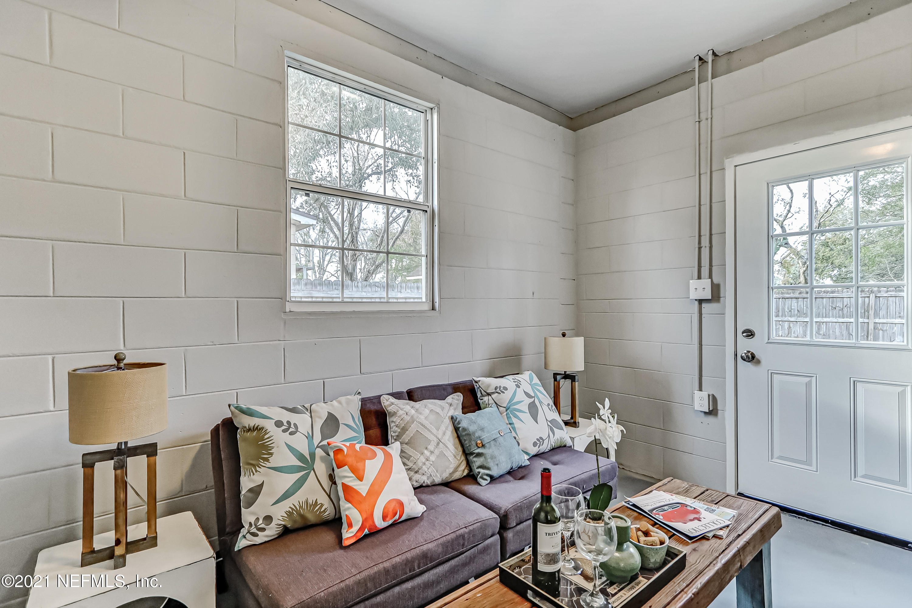 6543 Aires Road Jacksonville, FL 32244 - Photo 8 of 32 Rave Home Staging Jacksonville (22)