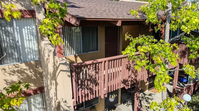 $374,995 | 1040 West MacArthur Boulevard, Unit 66, Santa Ana, CA 92707