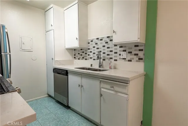 $374,995 | 1040 West MacArthur Boulevard, Unit 66, Santa Ana, CA 92707