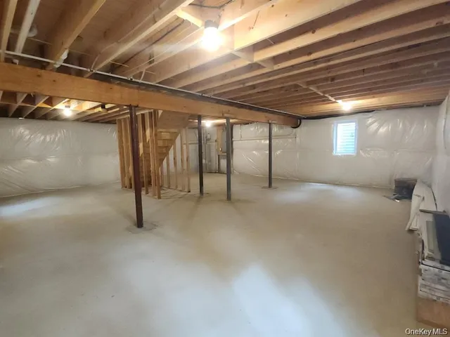 $499,999 | 510 Neighborhood Road, Shirley, NY 11967