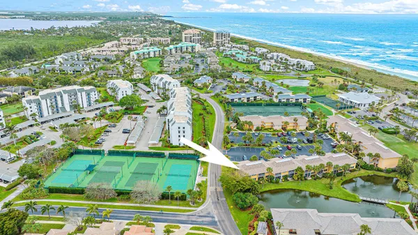 $2,700 | 2400 South Ocean Drive, Unit 621, Hutchinson Island, FL 34949