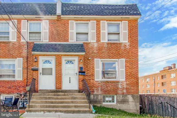 $1,500 | 248 North Wycombe Avenue, Unit 2, Lansdowne, PA 19050