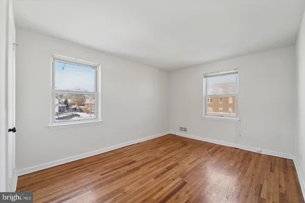 $1,500 | 248 North Wycombe Avenue, Unit 2, Lansdowne, PA 19050