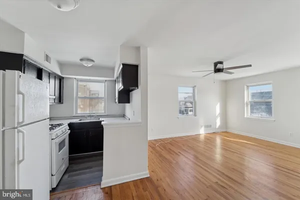 $1,500 | 248 North Wycombe Avenue, Unit 2, Lansdowne, PA 19050