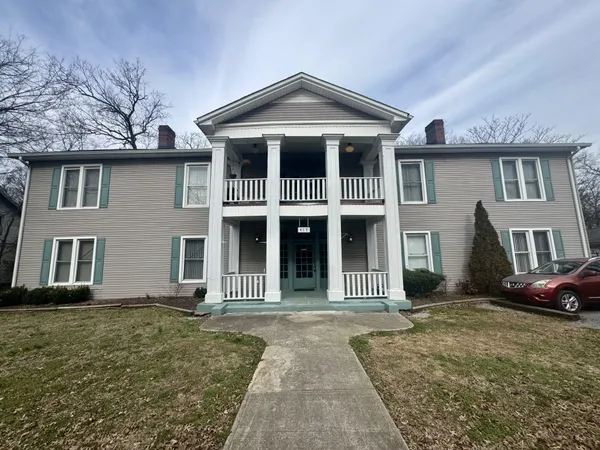$1,325 | 417 Belmont Avenue, Unit A, Shelbyville, TN 37160