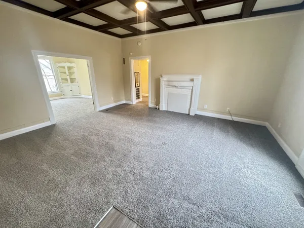 $1,325 | 417 Belmont Avenue, Unit A, Shelbyville, TN 37160