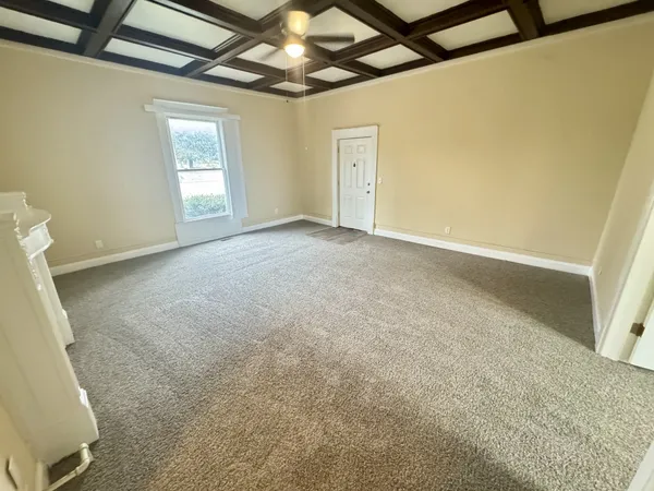 $1,325 | 417 Belmont Avenue, Unit A, Shelbyville, TN 37160