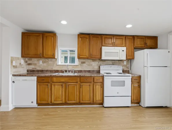 $449,000 | 36 Edgewater Drive, Mastic Beach, NY 11951