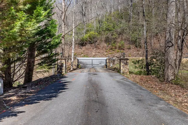 $47,500 | 12 Tusquittee Crossing, Hayesville, NC 28904