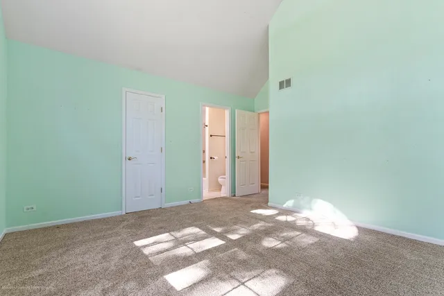 $599,000 | 52 Oak Creek Drive, Yorkville, IL 60560