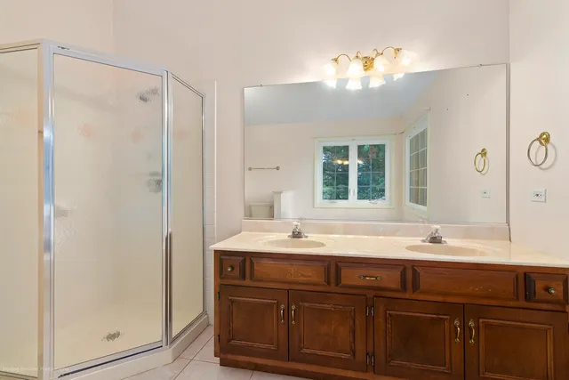 $599,000 | 52 Oak Creek Drive, Yorkville, IL 60560