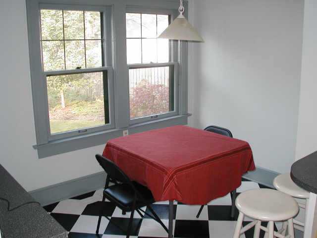 2322 Sherwood Road Columbus, OH 43209 - Photo 6 of 10