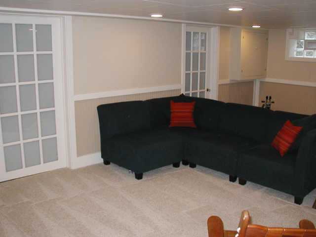 2322 Sherwood Road Columbus, OH 43209 - Photo 7 of 10