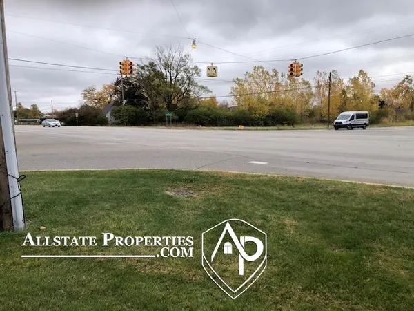 $365,000 | 6507 Corunna Road, Unit 6493 CORUNNA RD, Flint, MI 48532