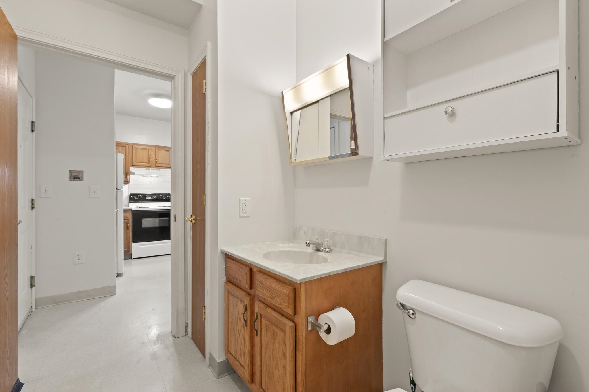 18 Harbor Avenue, Unit 103 Nashua, NH 03060 - Photo 15 of 25