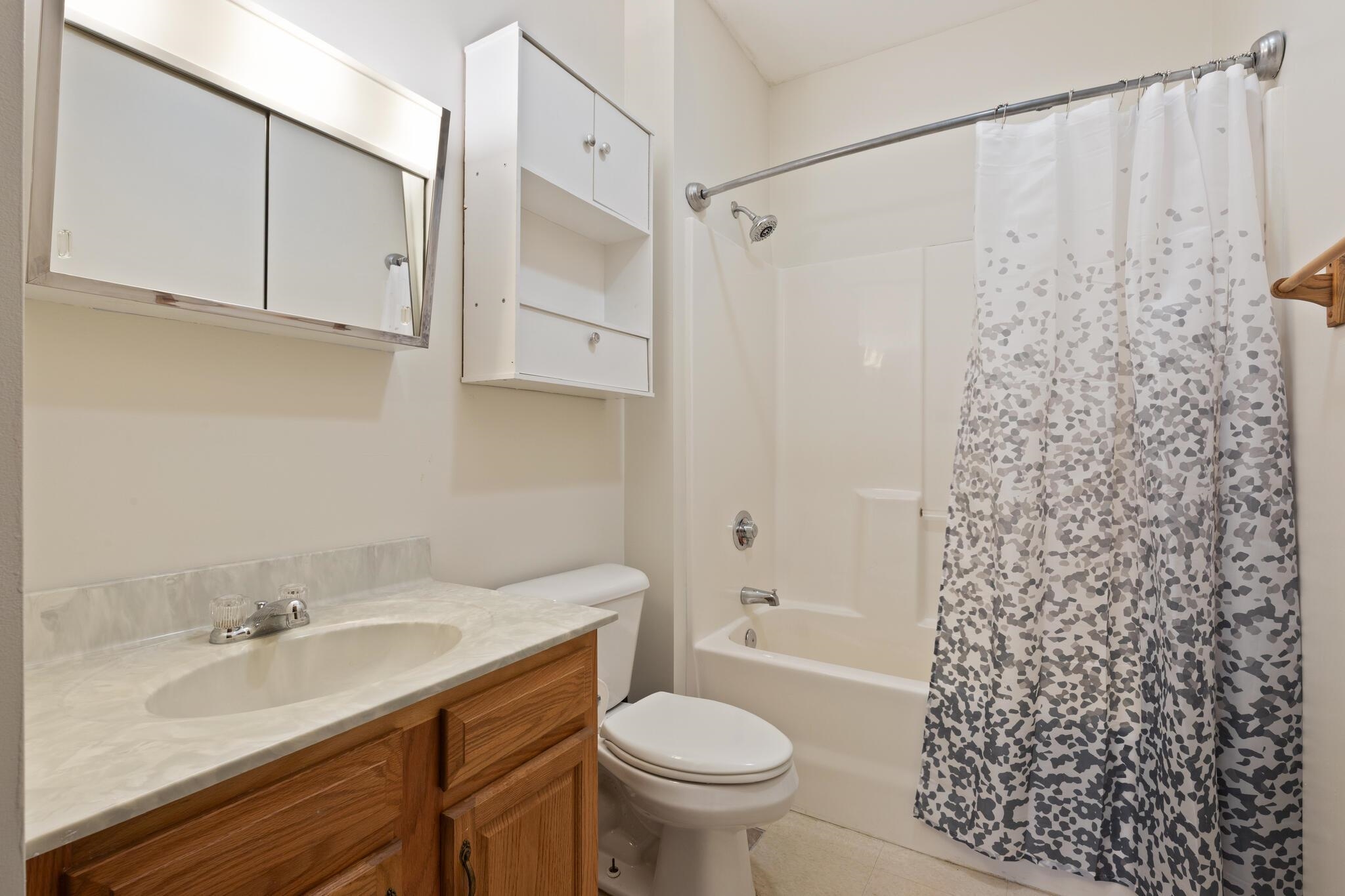 18 Harbor Avenue, Unit 103 Nashua, NH 03060 - Photo 16 of 25