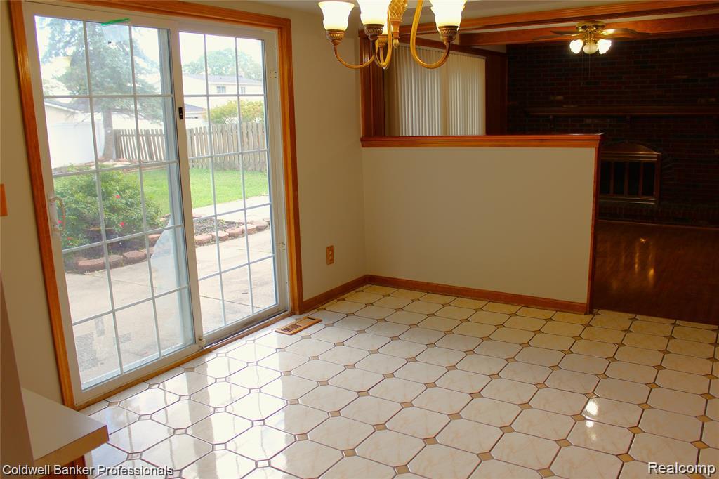 44227 Brandywyne Road Canton, MI 48187 - Photo 10 of 25