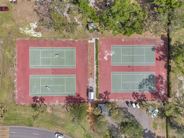 a view of a tennis court