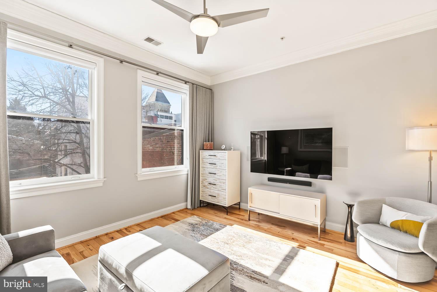 1224 R Street Northwest, Unit 2B Washington, DC 20009 - Photo 18 of 36