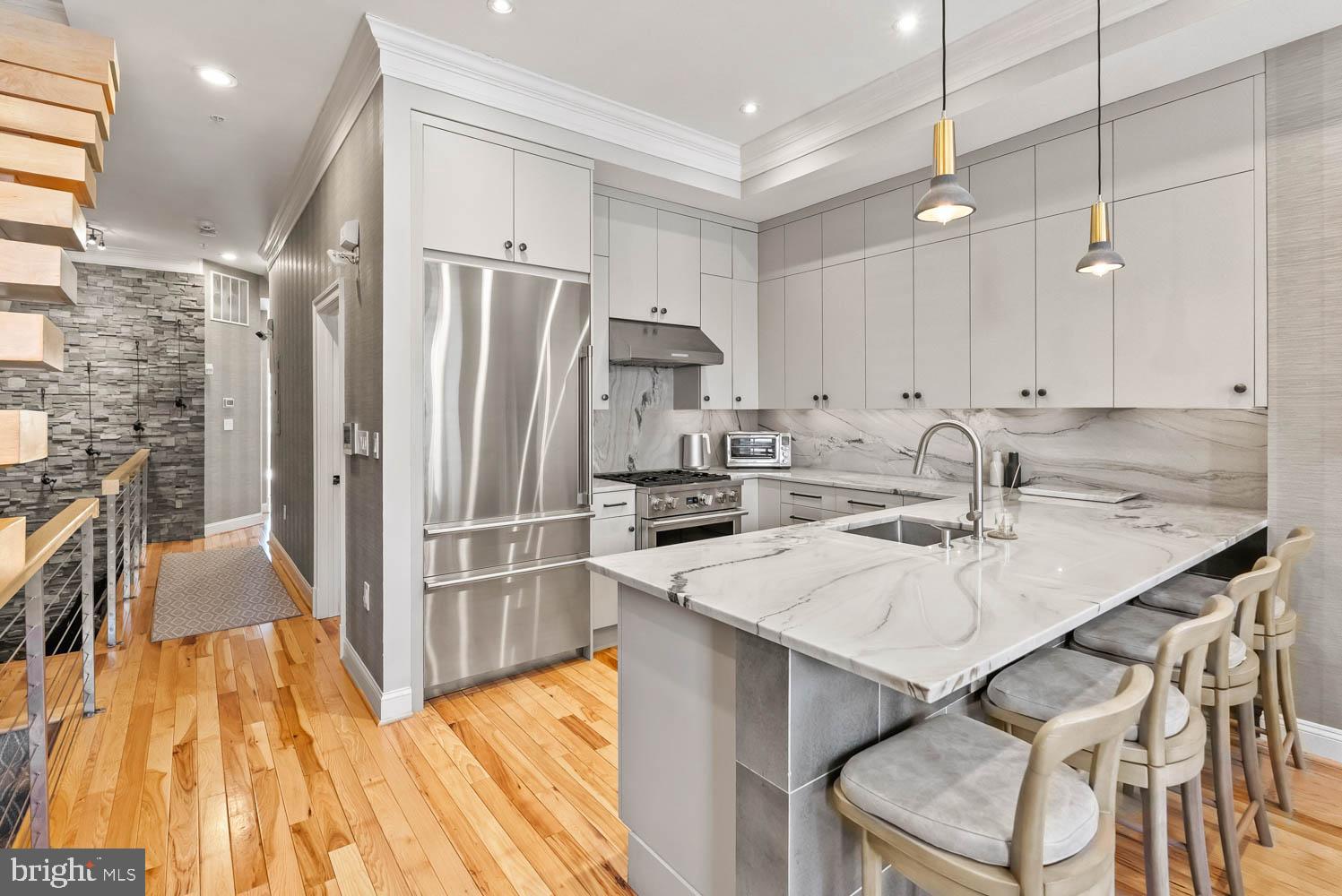 1224 R Street Northwest, Unit 2B Washington, DC 20009 - Photo 6 of 36