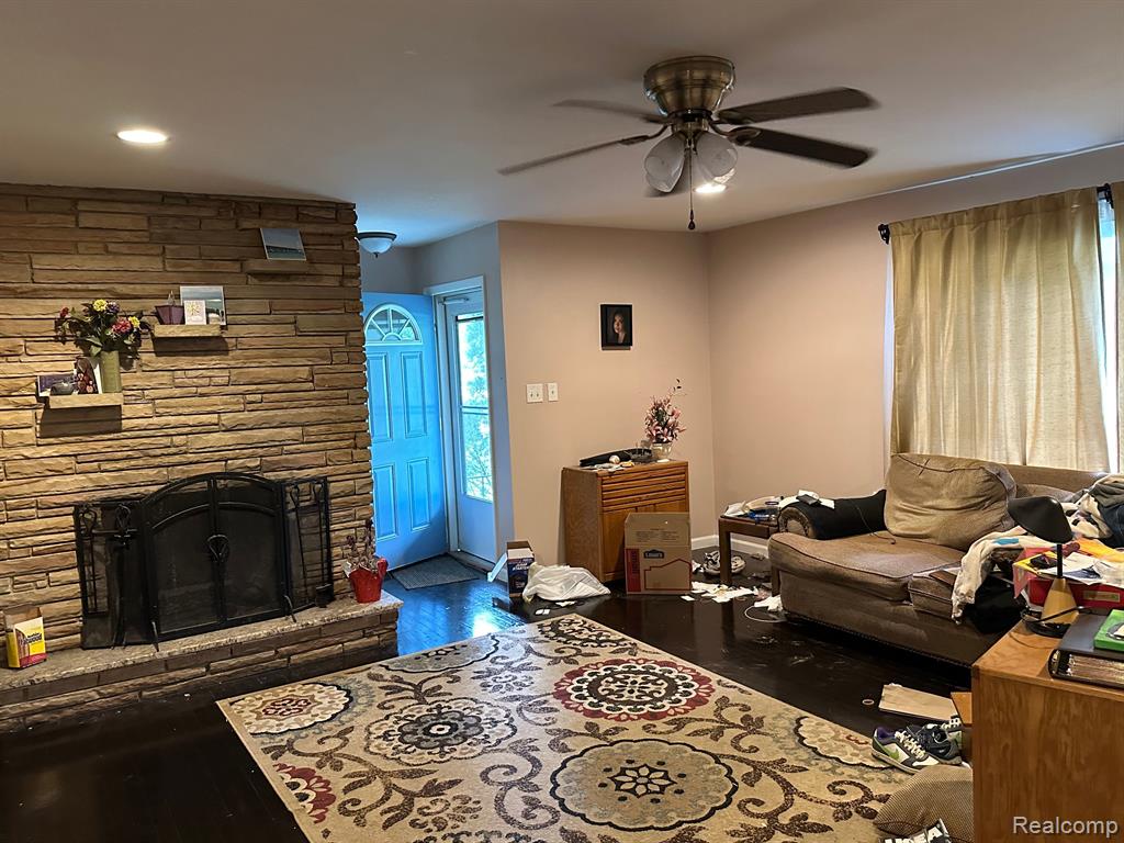 3905 Cone Avenue Rochester Hills, MI 48309 - Photo 2 of 14