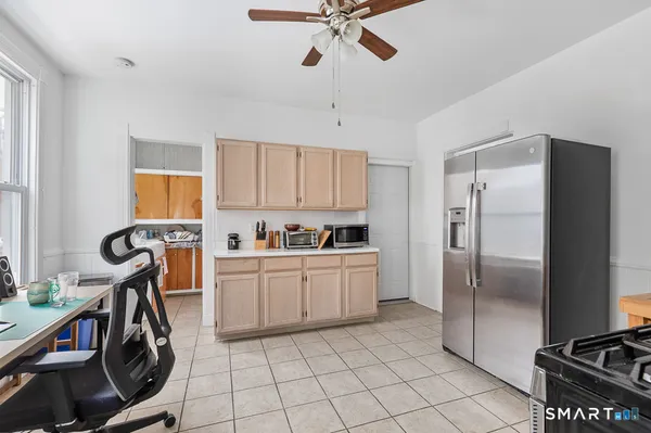 $875,000 | 16 Edwards Street, New Haven, CT 06511