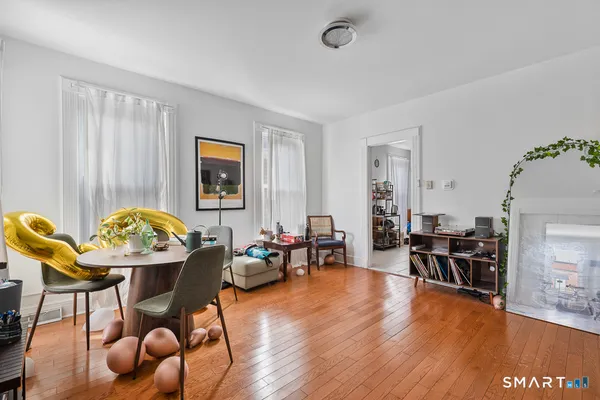 $875,000 | 16 Edwards Street, New Haven, CT 06511