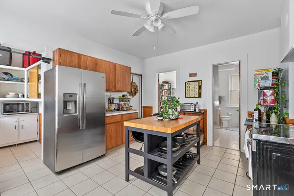 $875,000 | 16 Edwards Street, New Haven, CT 06511