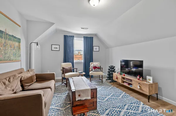 $875,000 | 16 Edwards Street, New Haven, CT 06511