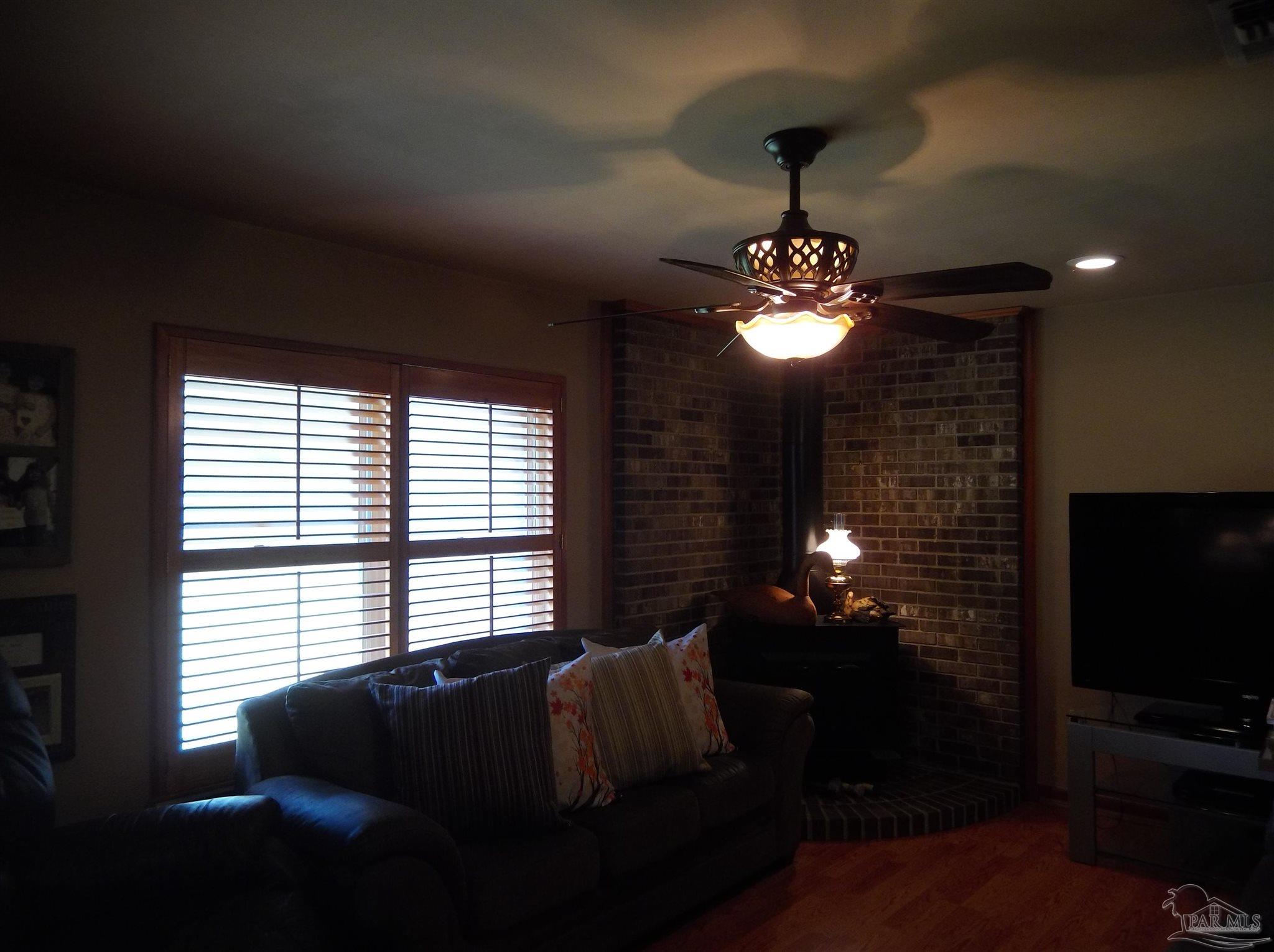 8620 Hickory Hammock Road Milton, FL 32583 - Photo 5 of 50 Gallery Image 5