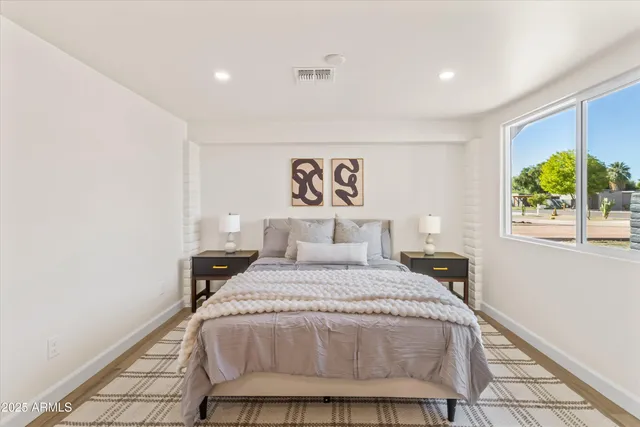 $1,055,000 | 2029 West Shawnee Drive, Chandler, AZ 85224