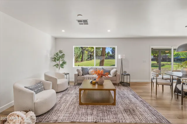 $1,055,000 | 2029 West Shawnee Drive, Chandler, AZ 85224