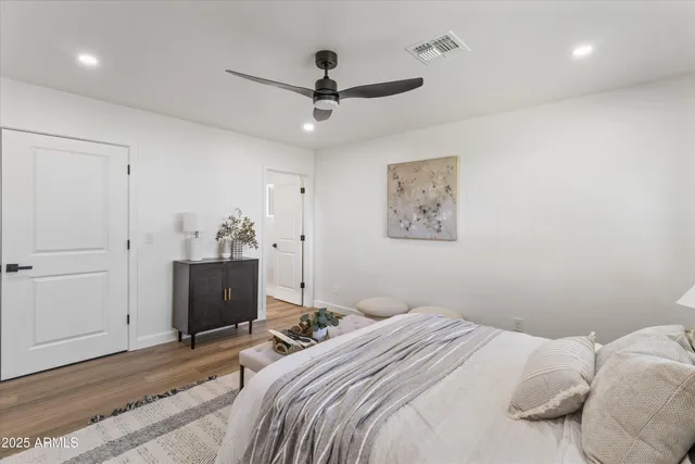 $1,055,000 | 2029 West Shawnee Drive, Chandler, AZ 85224