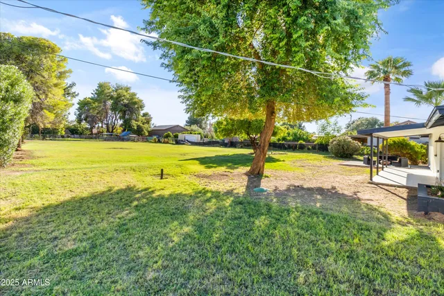 $1,055,000 | 2029 West Shawnee Drive, Chandler, AZ 85224