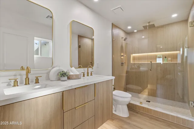 $1,055,000 | 2029 West Shawnee Drive, Chandler, AZ 85224