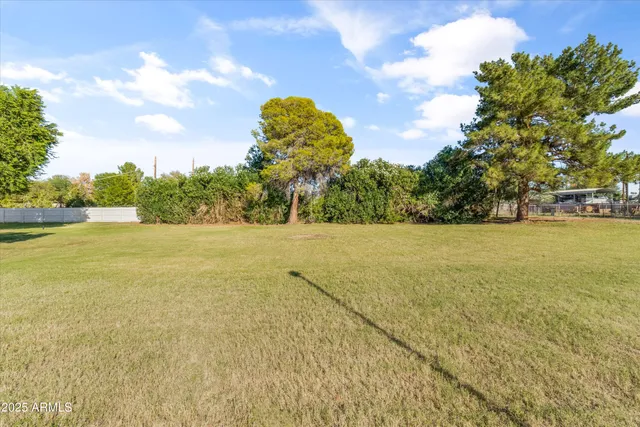 $1,055,000 | 2029 West Shawnee Drive, Chandler, AZ 85224