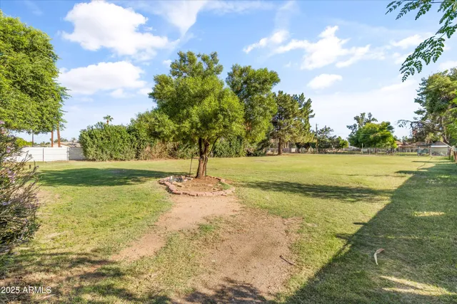 $1,055,000 | 2029 West Shawnee Drive, Chandler, AZ 85224