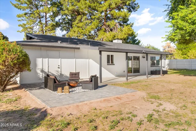 $1,055,000 | 2029 West Shawnee Drive, Chandler, AZ 85224