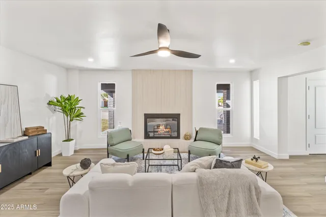 $1,055,000 | 2029 West Shawnee Drive, Chandler, AZ 85224