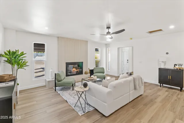 $1,055,000 | 2029 West Shawnee Drive, Chandler, AZ 85224