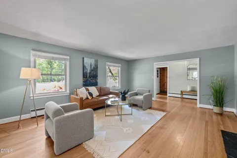 $825,000 | 68 Oakwood Drive, Chapel Hill, NC 27517