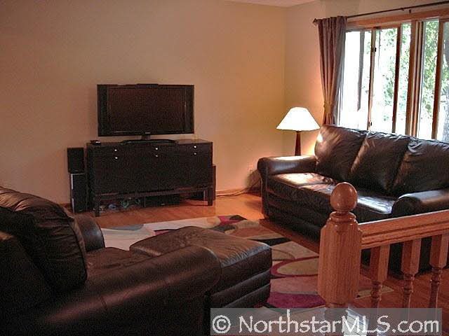 15205 Court Road Minnetonka, MN 55345 - Photo 2 of 10 Gallery Image 2