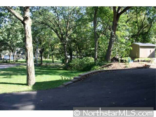 15205 Court Road Minnetonka, MN 55345 - Photo 10 of 10 Gallery Image 10