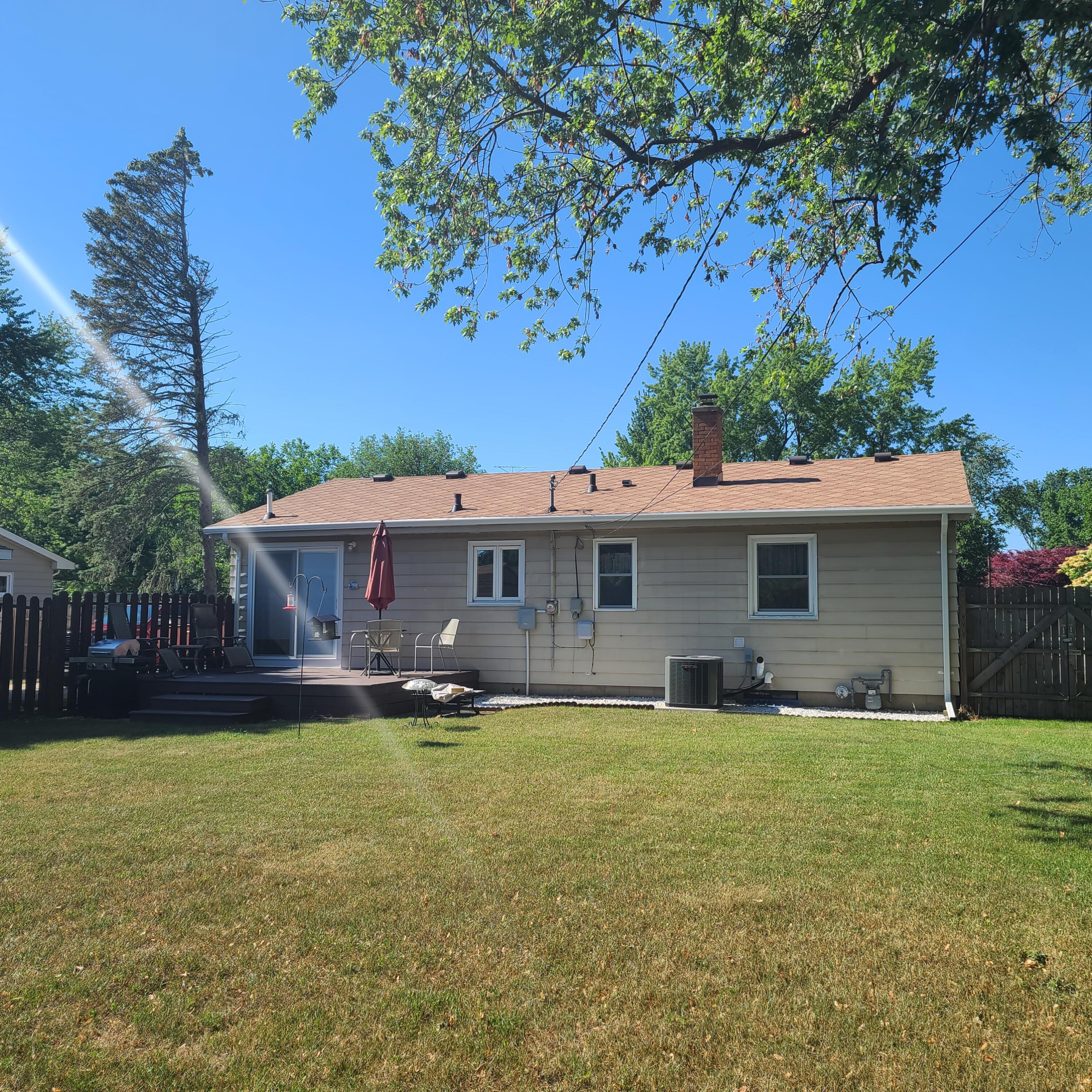 1110 Wedgewood Road St. Joseph, MI 49085 - Photo 25 of 26 rear yard