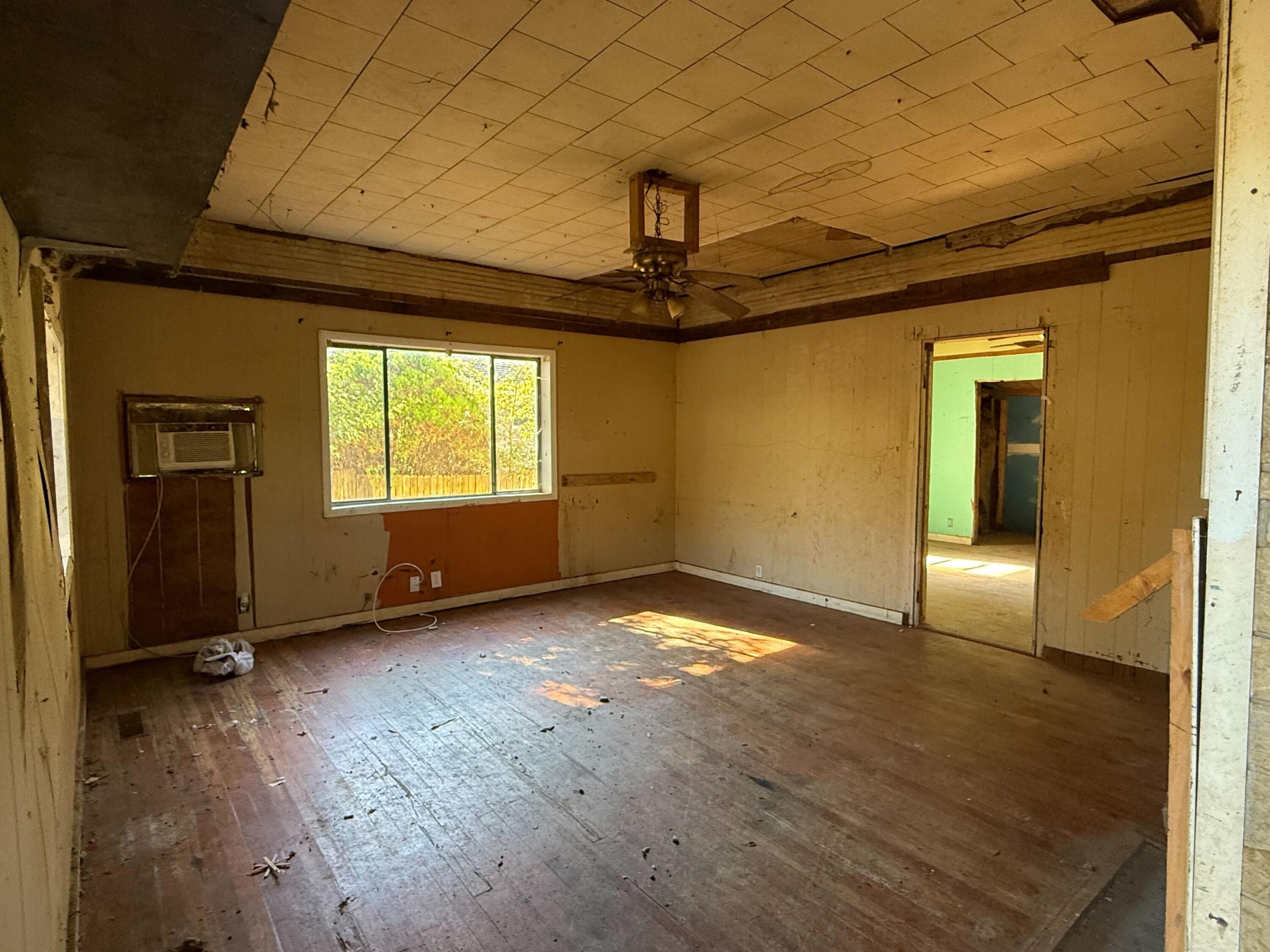 95 Chestnut Street Trion, GA 30753 - Photo 7 of 9 IMG_2246