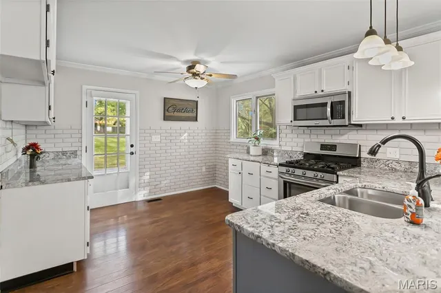 $278,900 | 8433 Steelecrest Lane, Troy, IL 62294